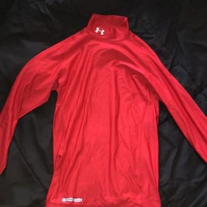 RED UNDER ARMOUR ( NEVER WORE)